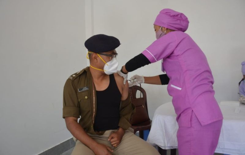SP Mon, Imnalensa Ao, IPS receiving the first shot during the COVID-19 vaccination drive for Mon police at Police Baptist Church, Mon Town on February 9. (DIPR Photo)